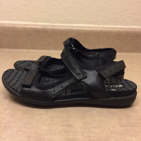Ecco Shoes - 🖤🆕Ecco Yucatán Sandals🖤